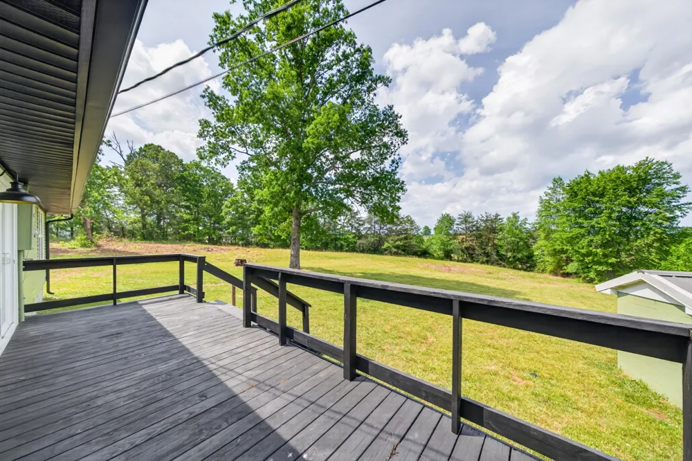 4097 Hanging Limb Hwy Monterey, TN 38574