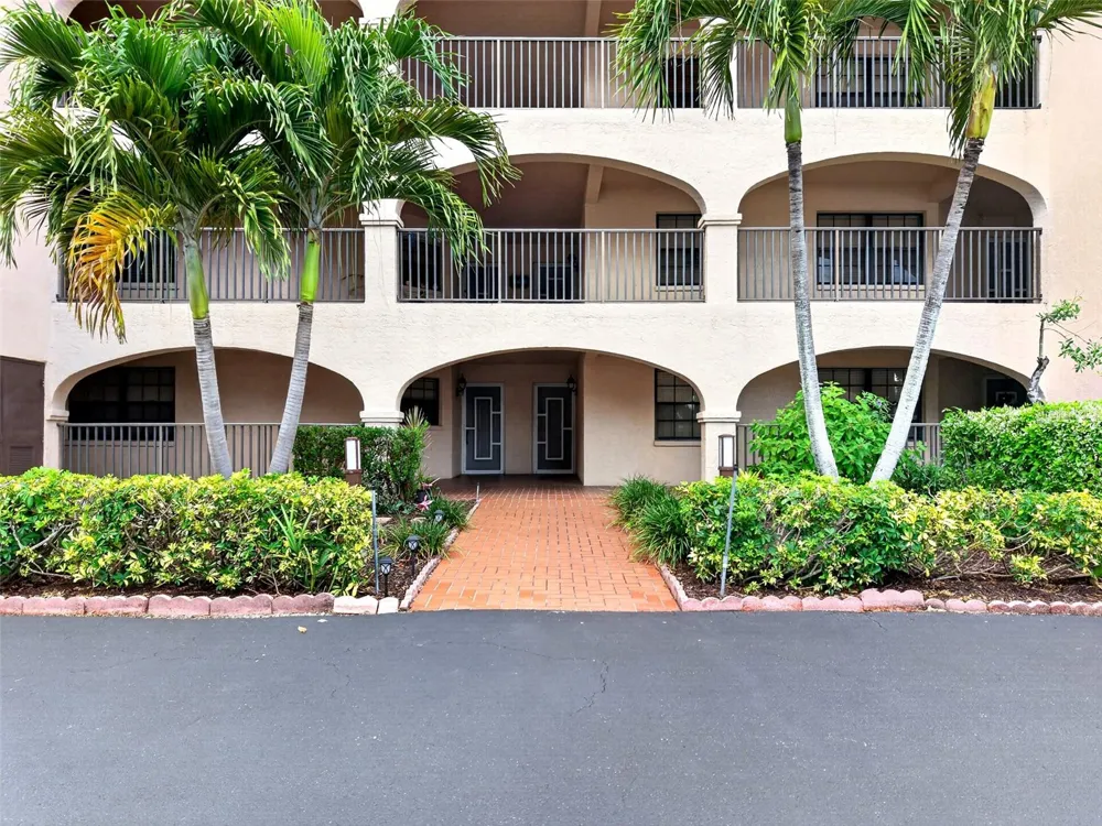 23465 HARBORVIEW ROAD #214 Punta Gorda, FL 33980