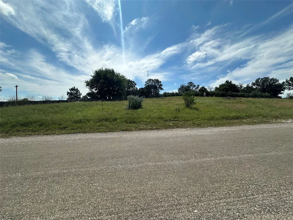 199 Sunset Cliff Burnet, TX 78611
