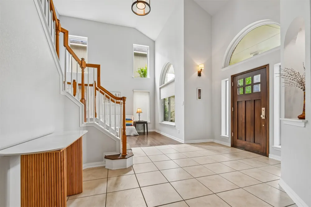 13353 Amasia Drive Austin, TX 78729
