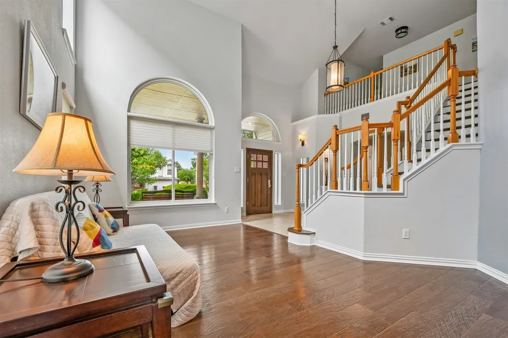 13353 Amasia Drive Austin, TX 78729