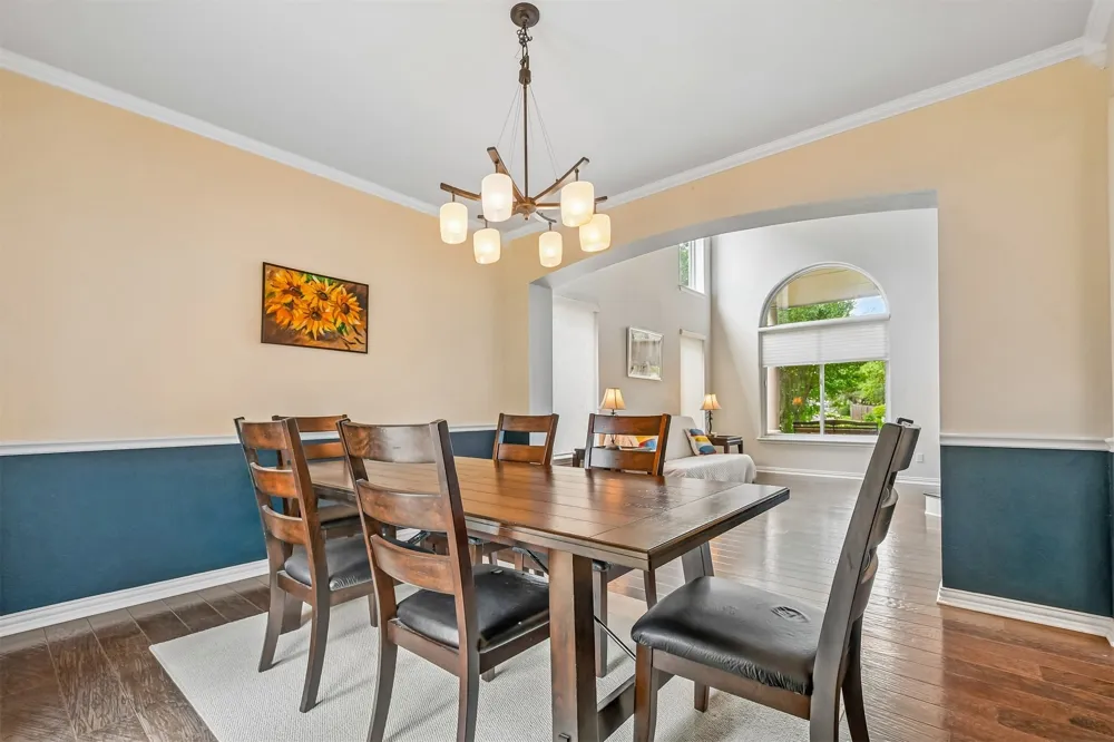 13353 Amasia Drive Austin, TX 78729