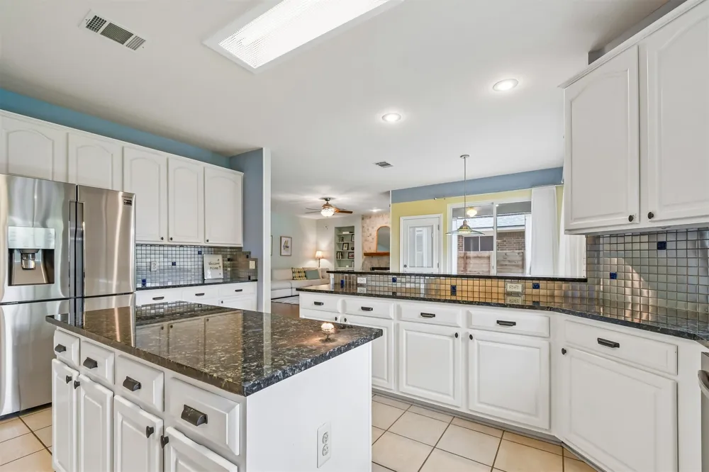 13353 Amasia Drive Austin, TX 78729