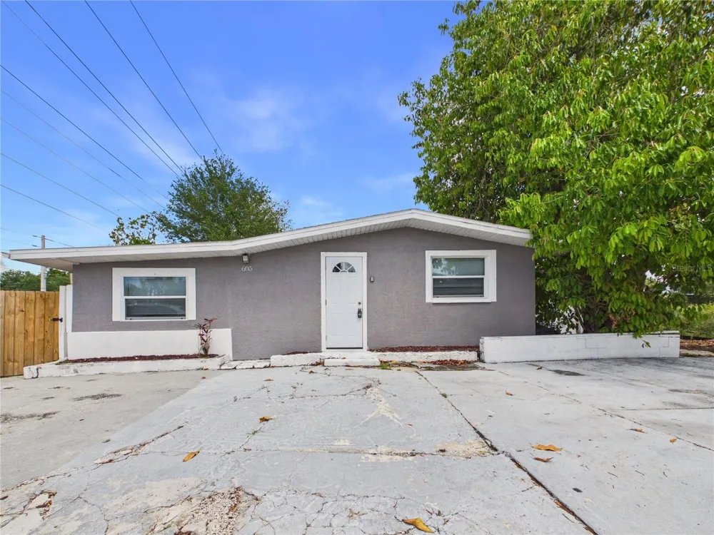 605 S DISSTON AVENUE Tarpon Springs, FL 34689
