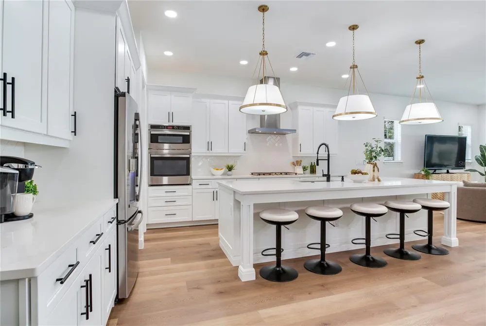 2814 54TH STREET S Gulfport, FL 33707