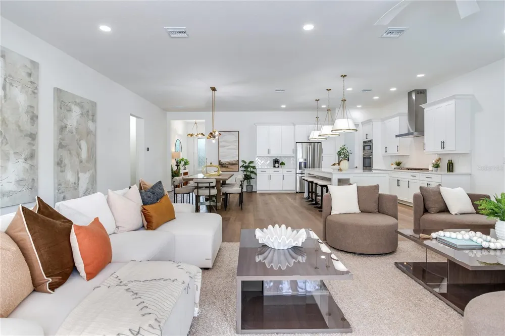 2814 54TH STREET S Gulfport, FL 33707