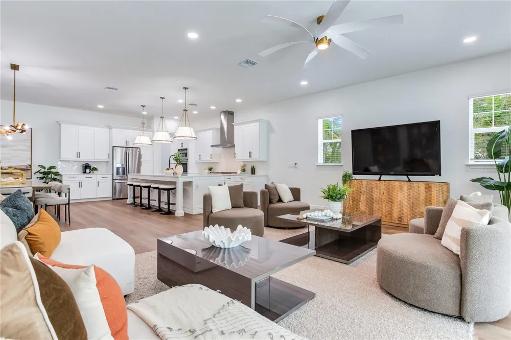 2814 54TH STREET S Gulfport, FL 33707