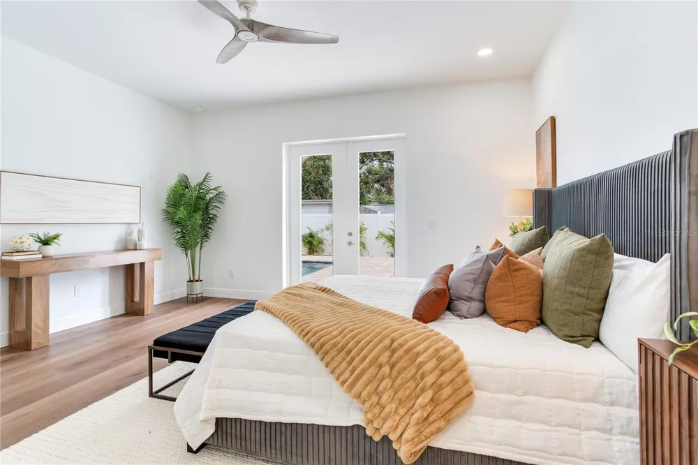 2814 54TH STREET S Gulfport, FL 33707