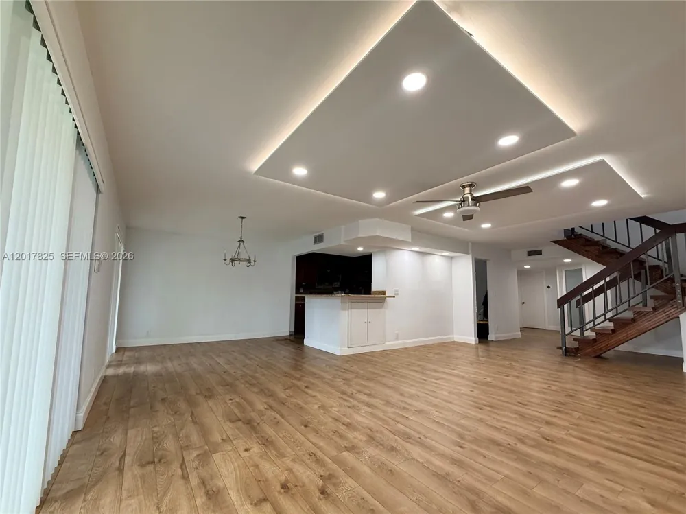 9717 New River Canal Rd. #406 Plantation, FL 33324