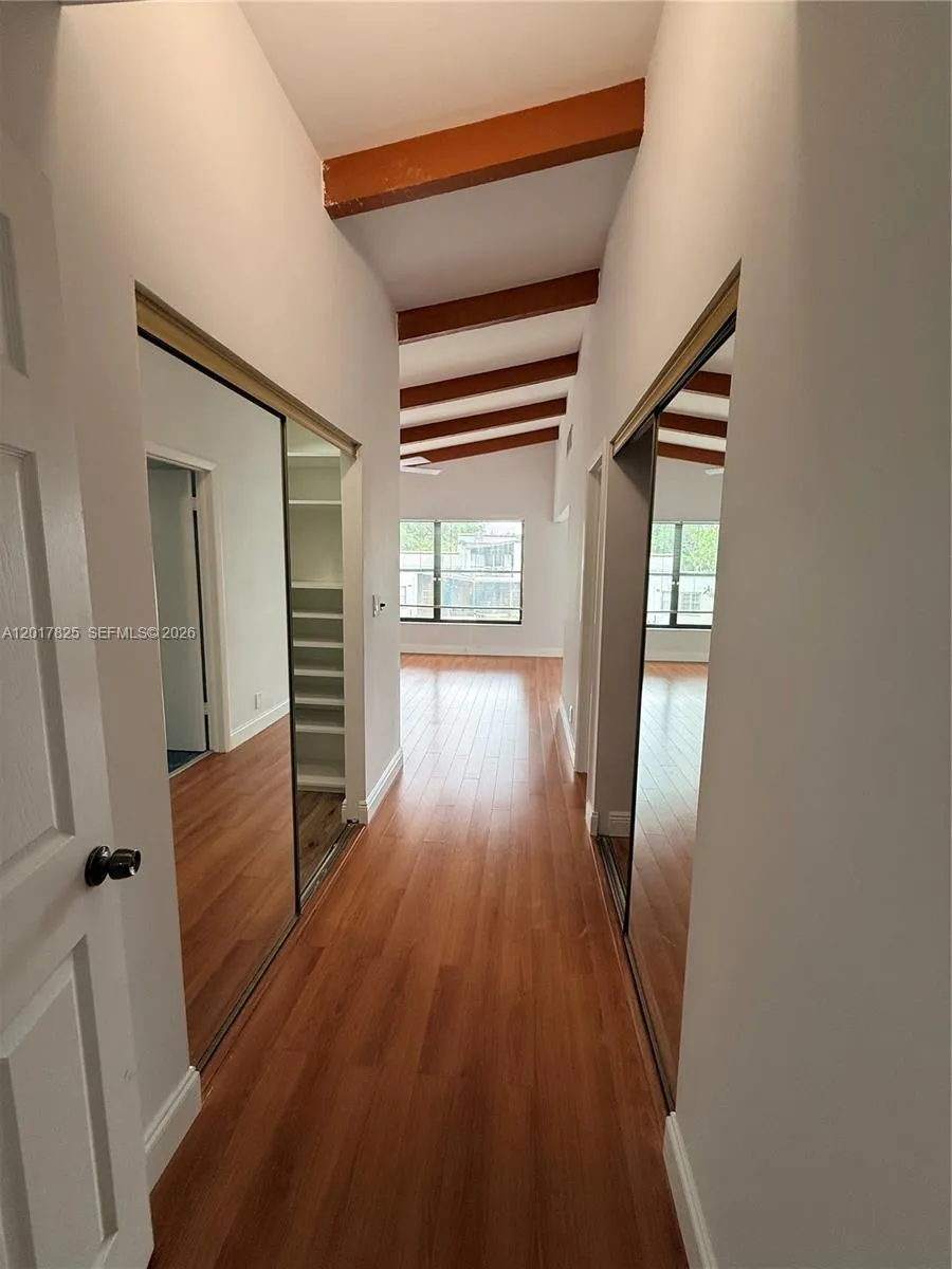 9717 New River Canal Rd. #406 Plantation, FL 33324