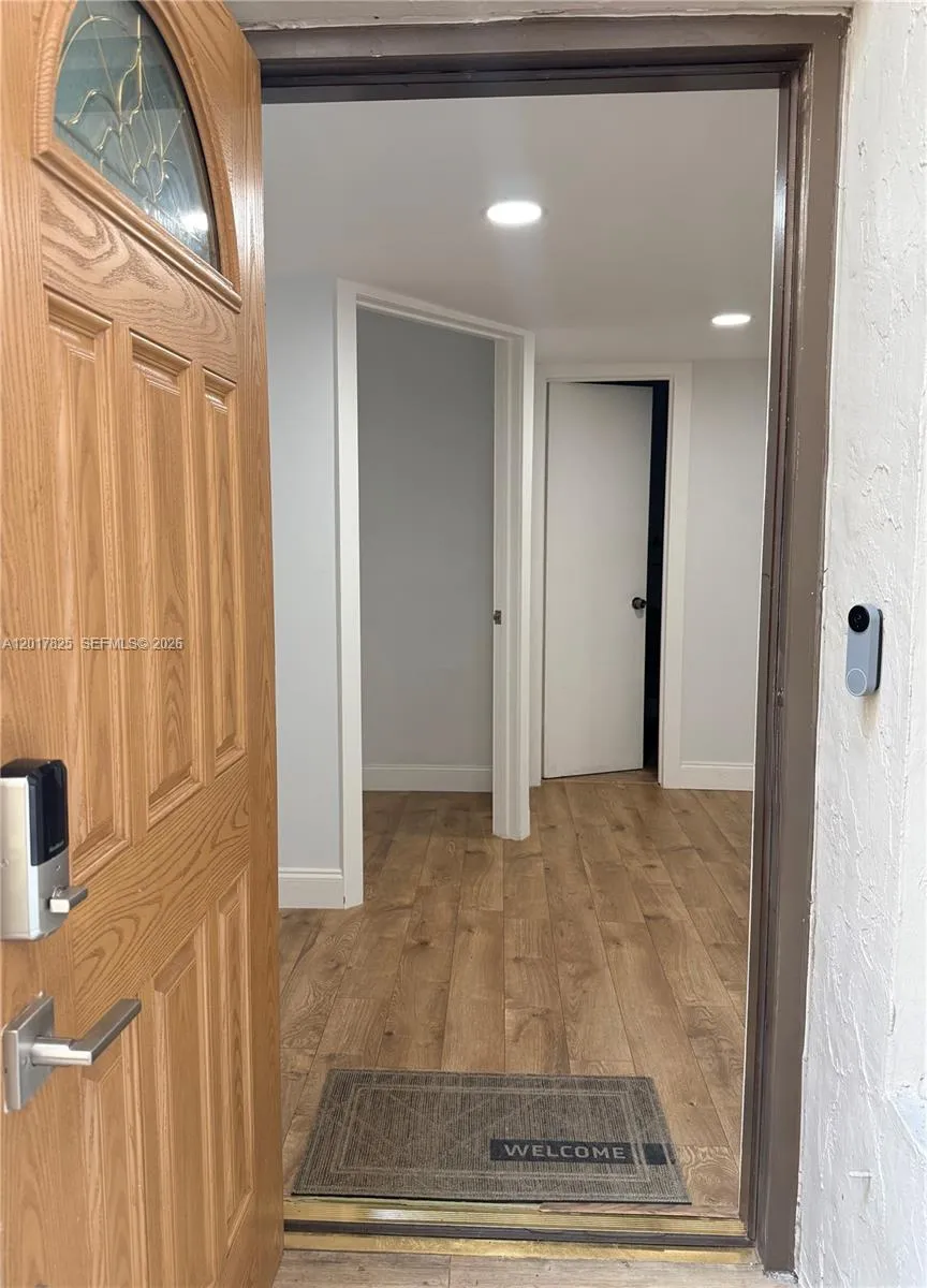 9717 New River Canal Rd. #406 Plantation, FL 33324