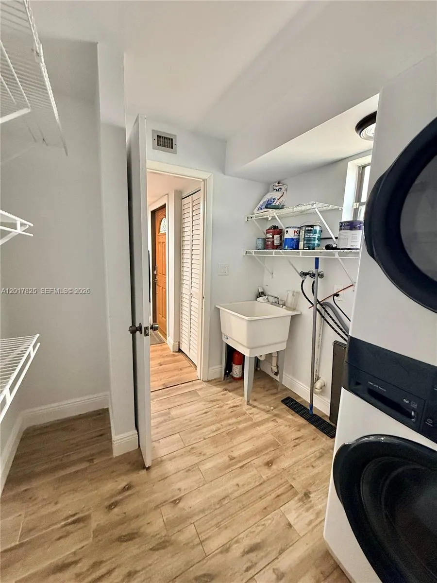 9717 New River Canal Rd. #406 Plantation, FL 33324