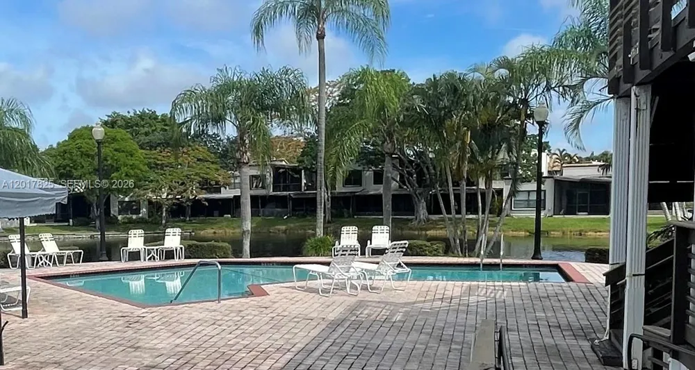9717 New River Canal Rd. #406 Plantation, FL 33324