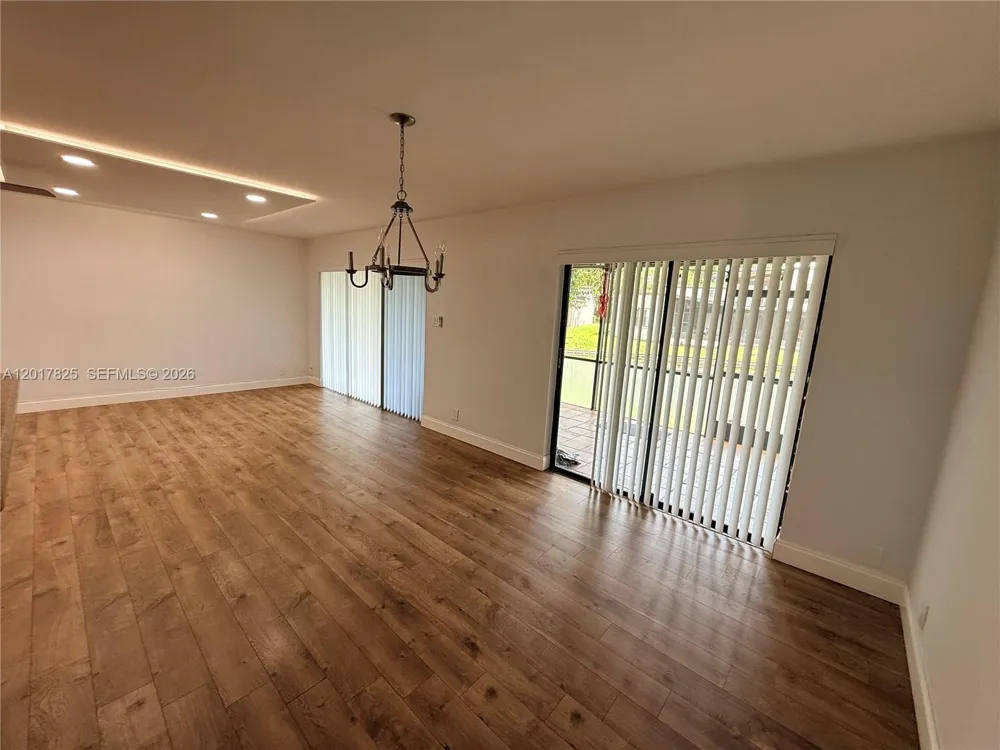 9717 New River Canal Rd. #406 Plantation, FL 33324