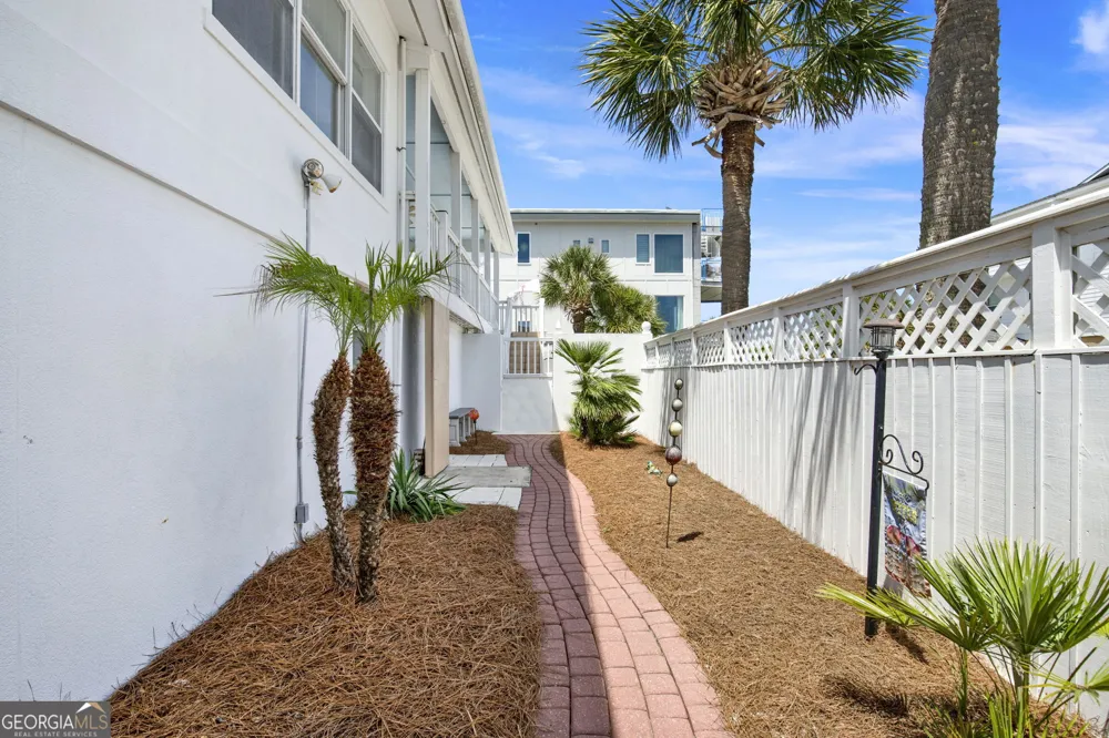 4 13th LN Tybee Island, GA 31328