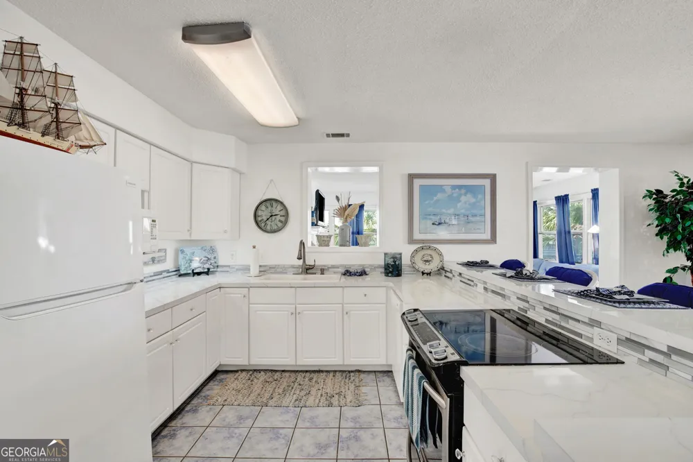 4 13th LN Tybee Island, GA 31328