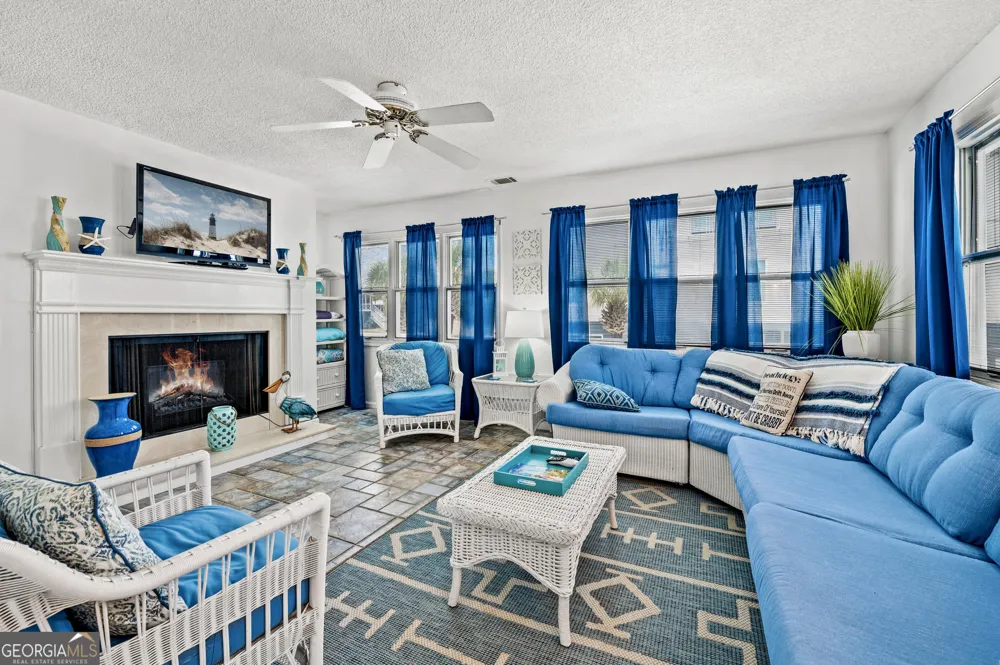 4 13th LN Tybee Island, GA 31328