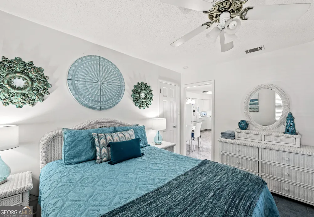 4 13th LN Tybee Island, GA 31328