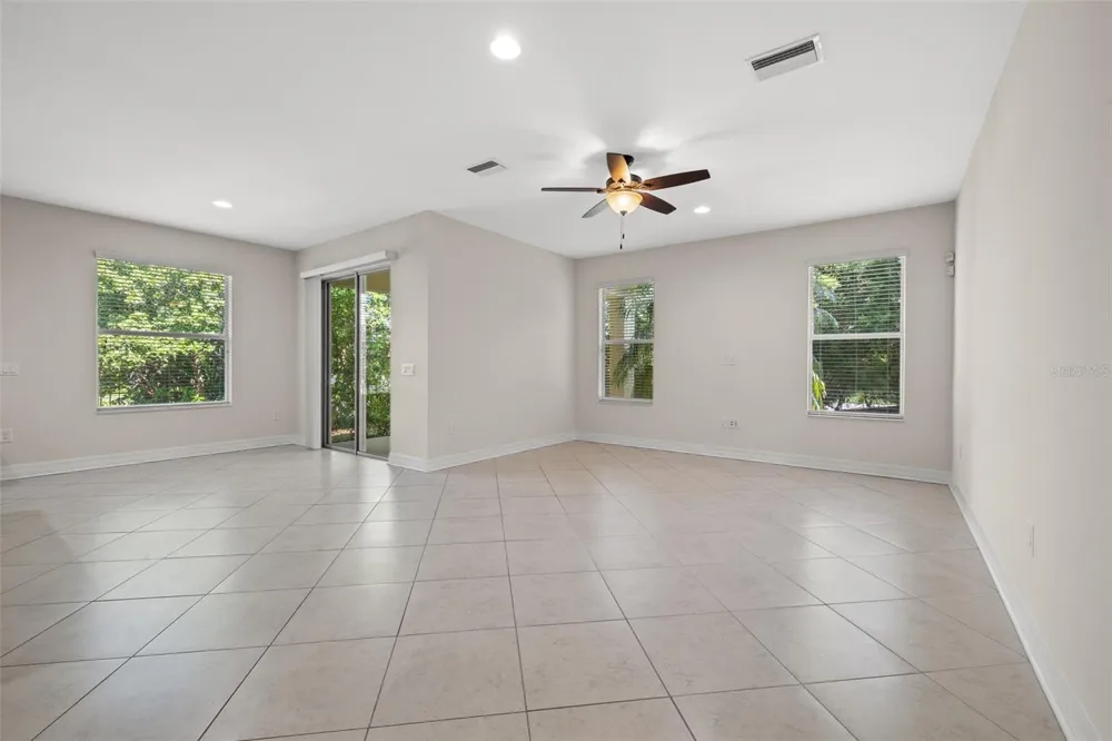 4424 VERMILLION SKY DRIVE Wesley Chapel, FL 33544