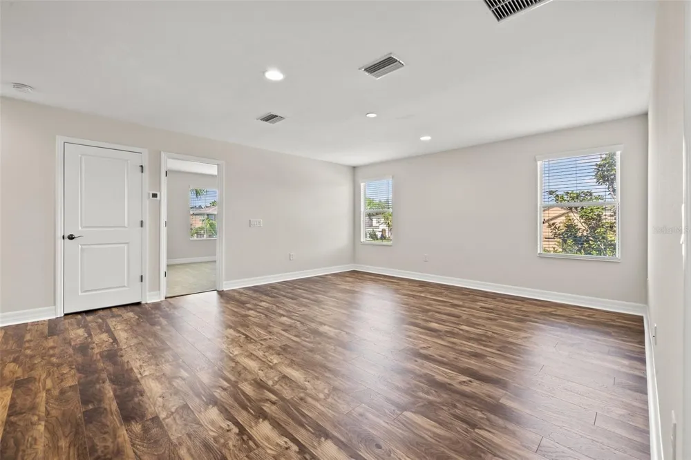 4424 VERMILLION SKY DRIVE Wesley Chapel, FL 33544