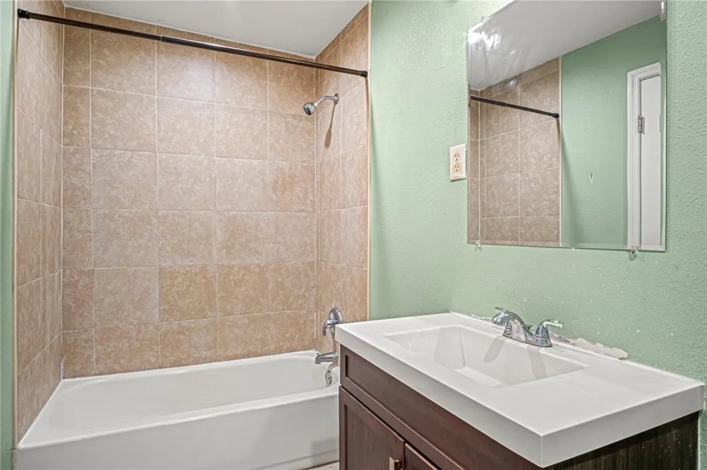 4588 PARKER AVENUE Rockledge, FL 32955