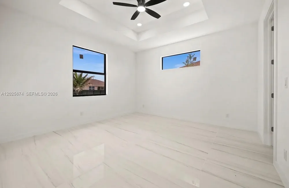 1805 NW 12TH ST Cape Coral, FL 33993