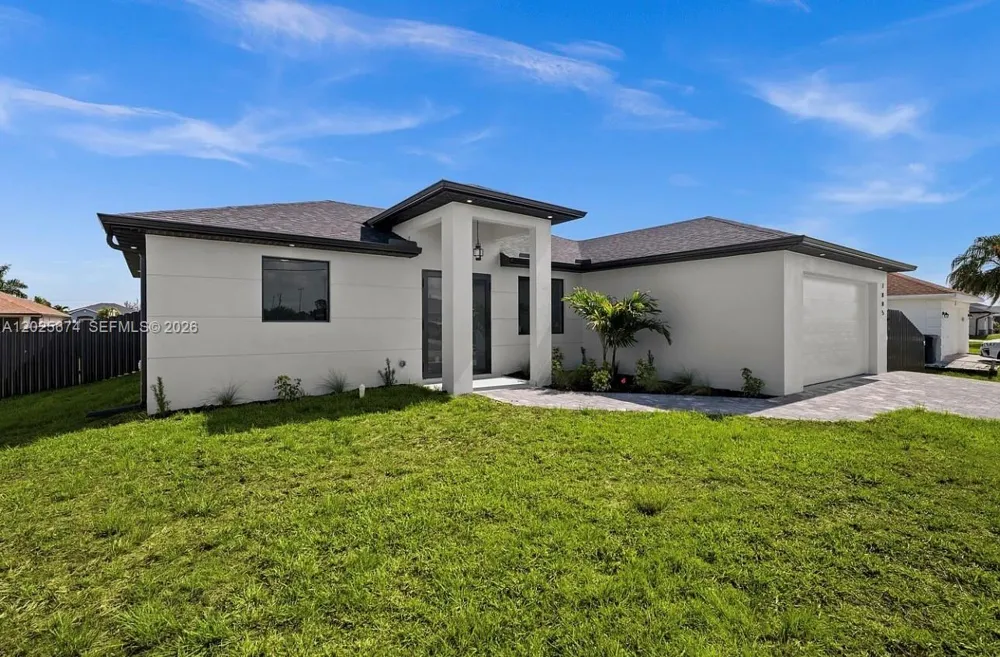 1805 NW 12TH ST Cape Coral, FL 33993