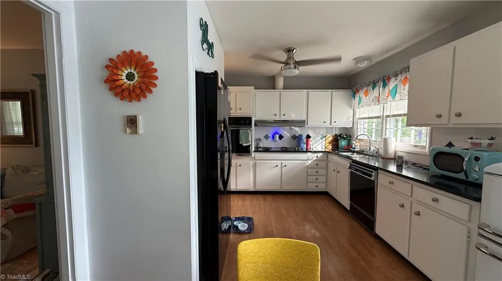 163 Florida Avenue Mount Airy, NC 27030