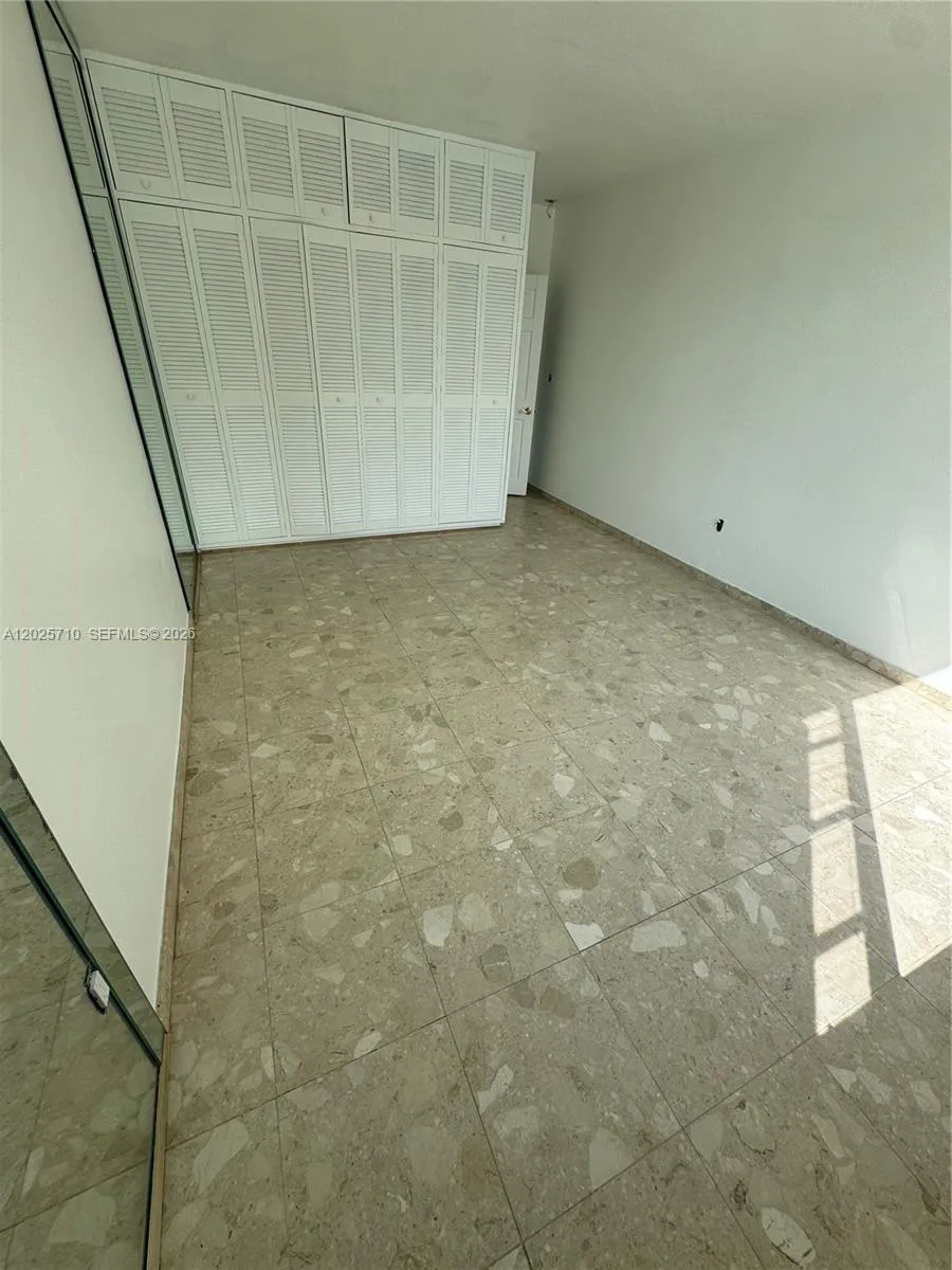 10281 E Bay Harbor Dr #C1 Bay Harbor Islands, FL 33154
