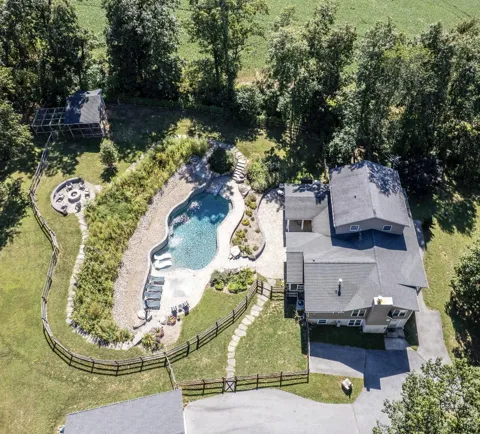 4001 YOUNG ROAD