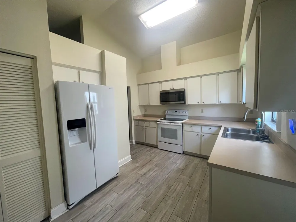 13104 BARTH PLACE #13104 Riverview, FL 33579