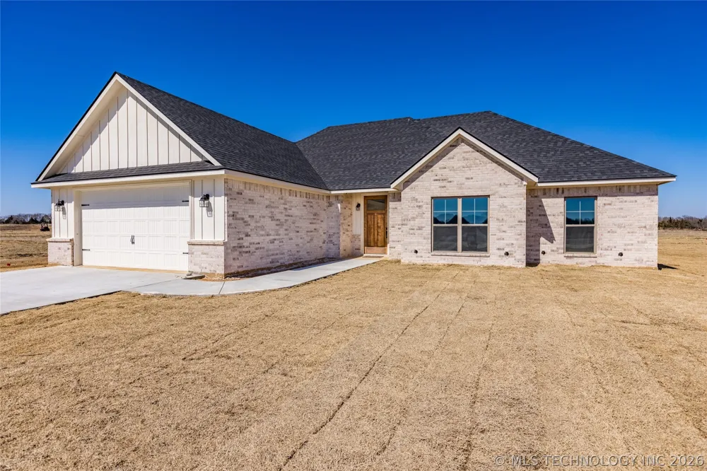66 Maple Leaf Drive Durant, OK 74701