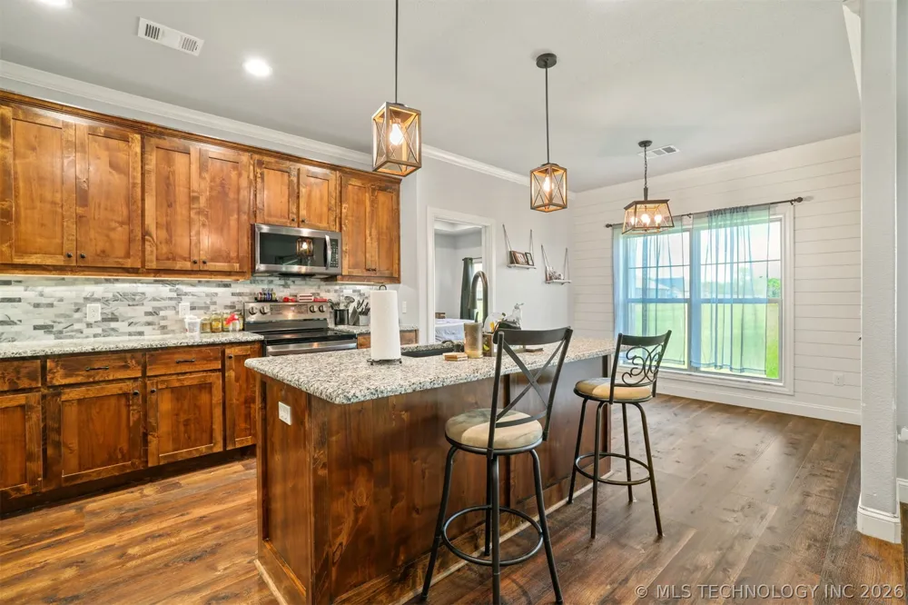 66 Maple Leaf Drive Durant, OK 74701