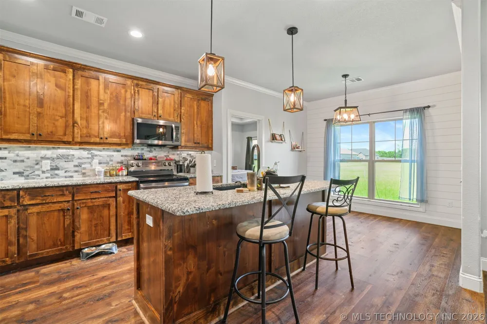 66 Maple Leaf Drive Durant, OK 74701