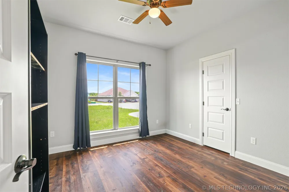 66 Maple Leaf Drive Durant, OK 74701