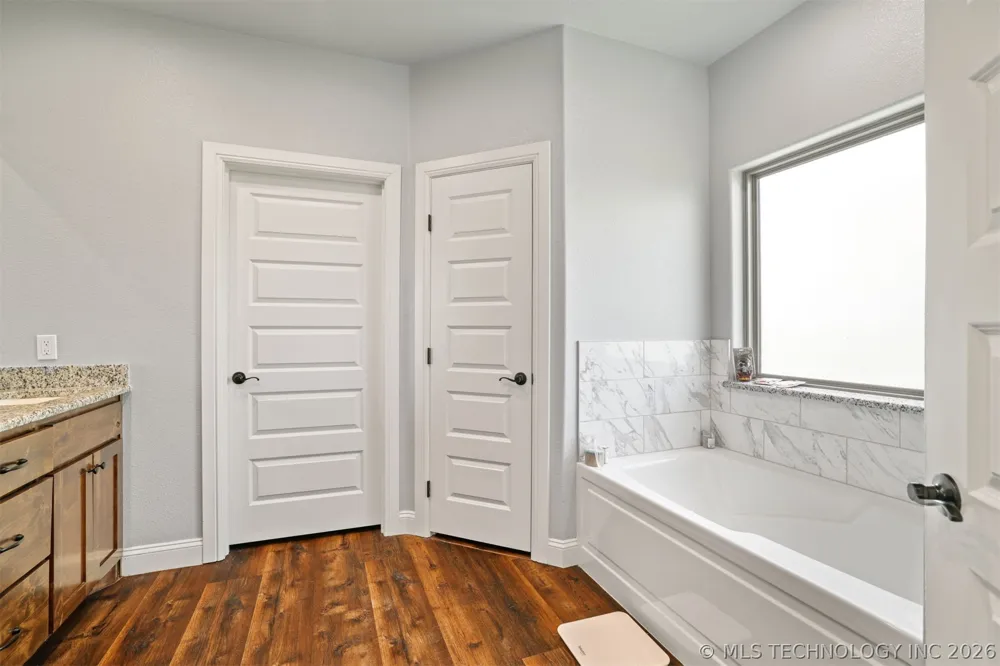 66 Maple Leaf Drive Durant, OK 74701