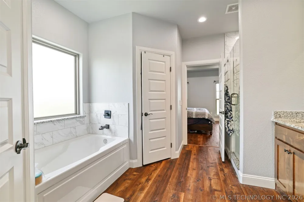 66 Maple Leaf Drive Durant, OK 74701