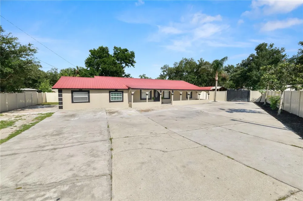 4120 ORANGE AVENUE Mulberry, FL 33860