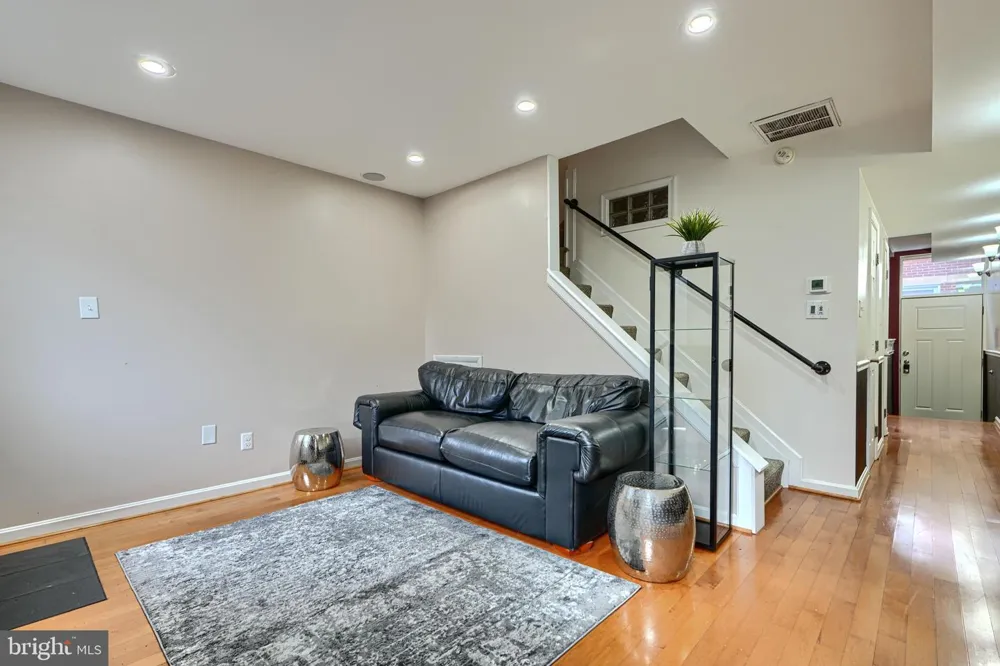 624 JASPER STREET Baltimore, MD 21201