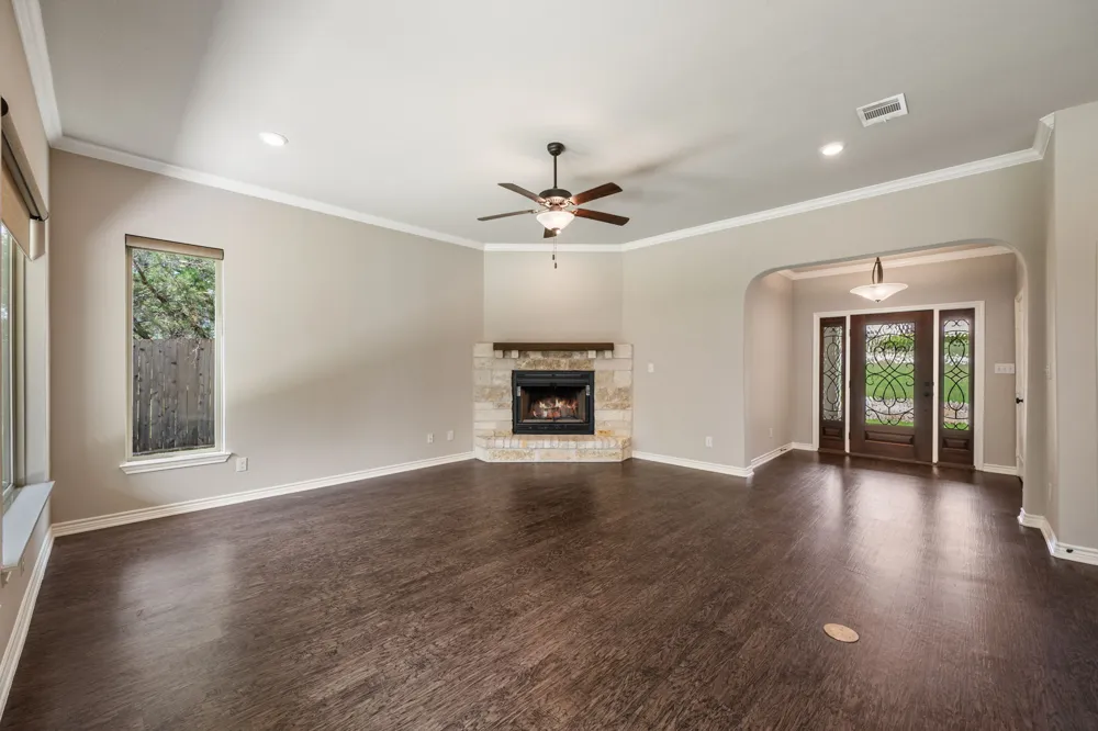 4100 Rockwood Drive Lago Vista, TX 78645