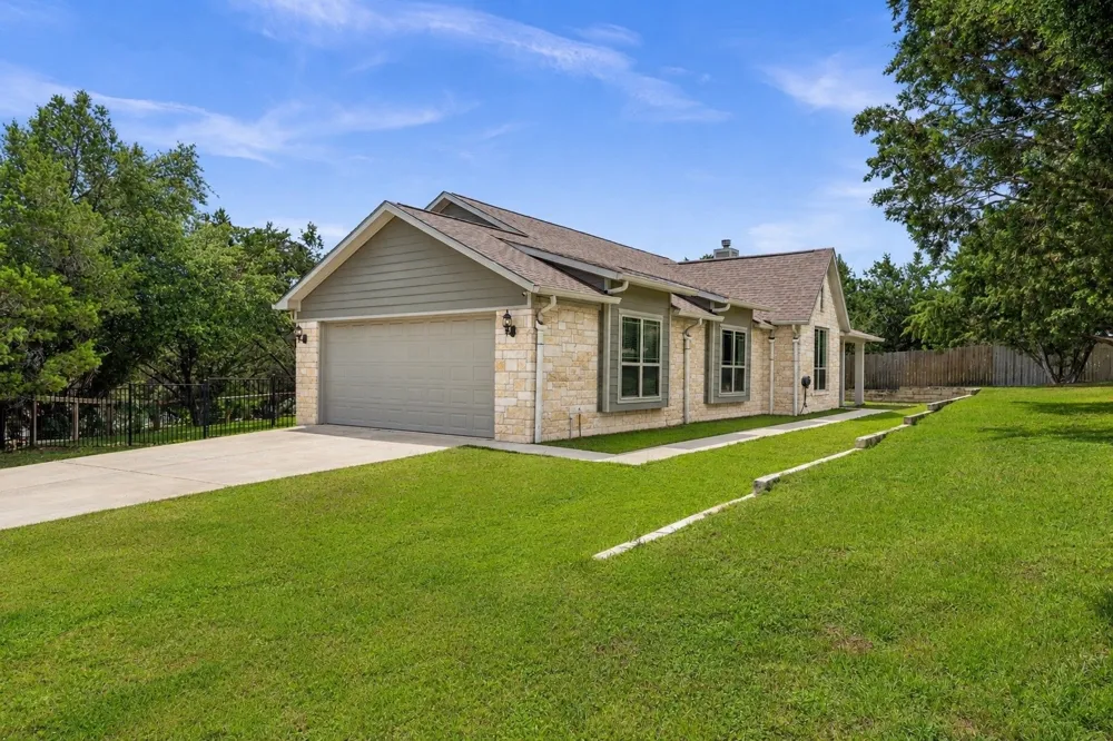 4100 Rockwood Drive Lago Vista, TX 78645