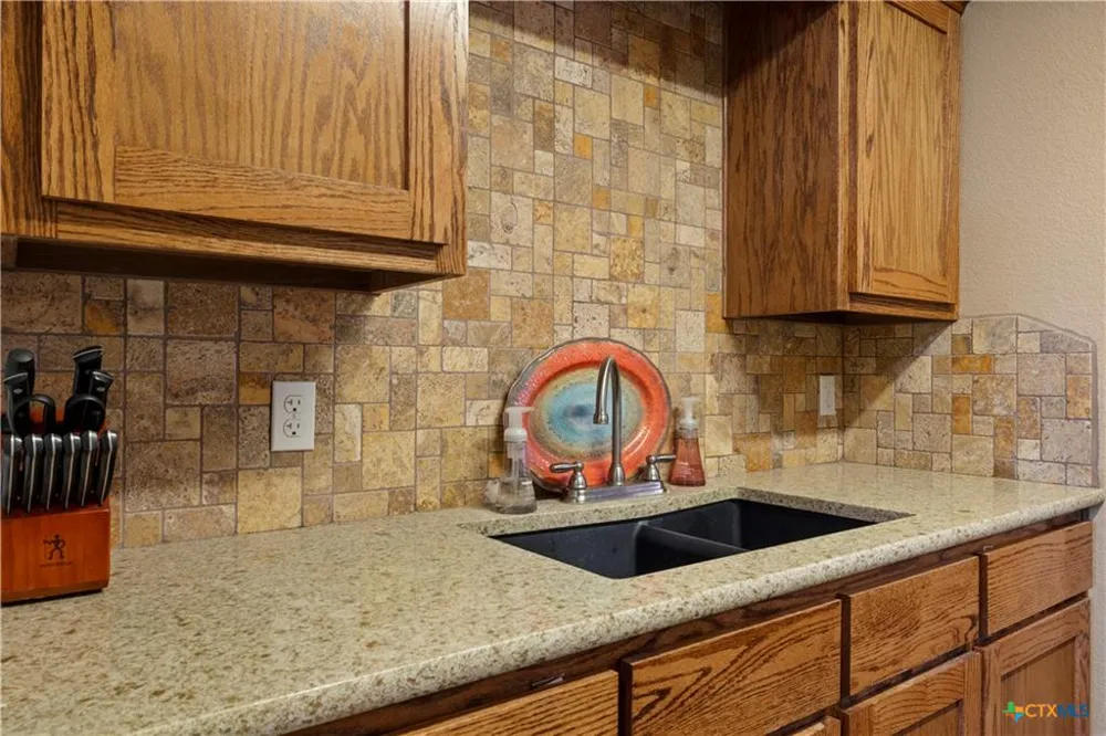 1239 Honor Lane Temple, TX 76501
