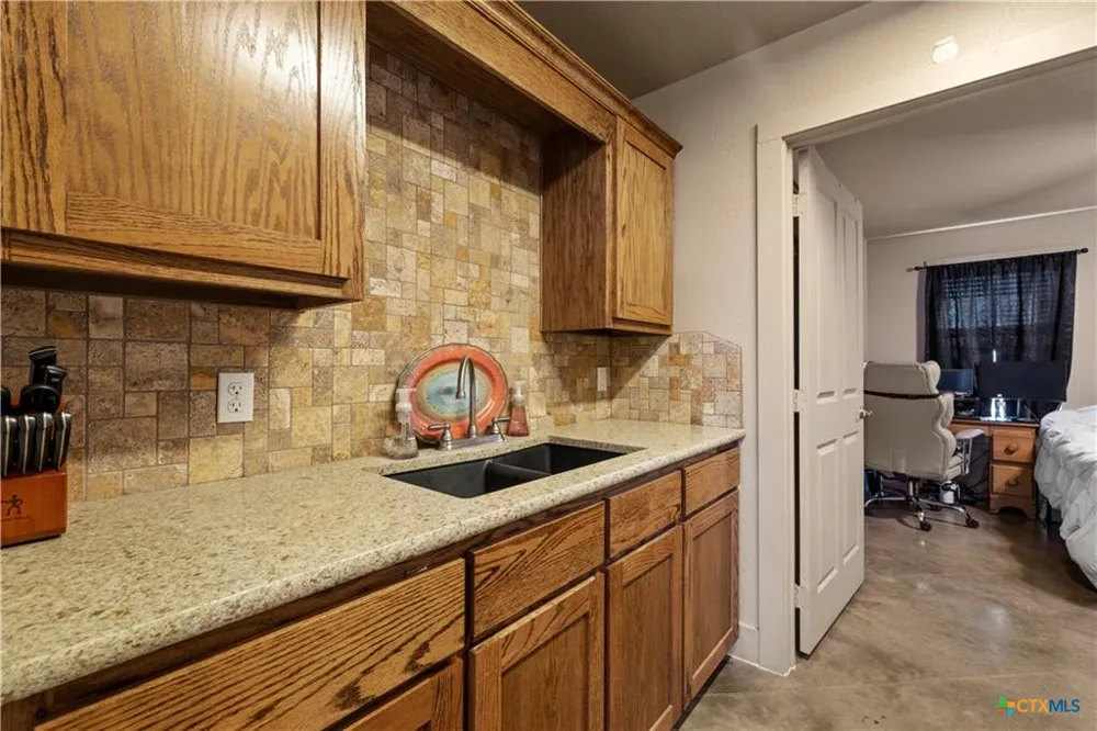 1239 Honor Lane Temple, TX 76501