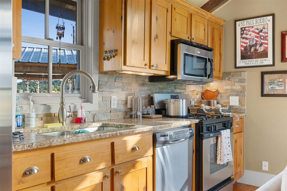 1081 County Road 1320 Lampasas, TX 76550