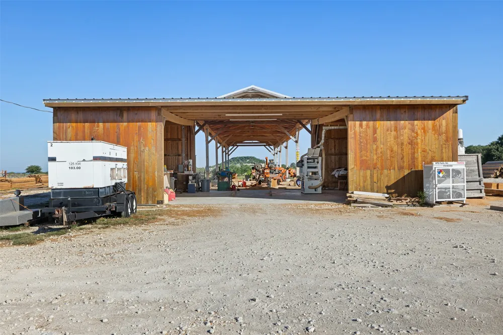 1081 County Road 1320 Lampasas, TX 76550
