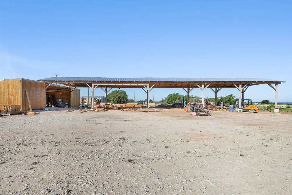 1081 County Road 1320 Lampasas, TX 76550