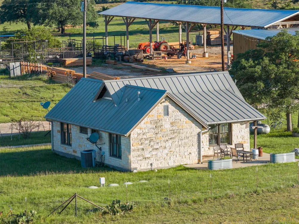 1081 County Road 1320 Lampasas, TX 76550