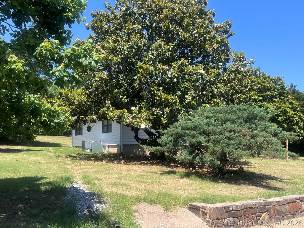 185 NW 8th Street Krebs, OK 74554