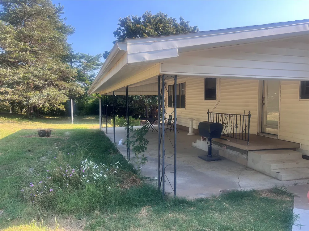 185 NW 8th Street Krebs, OK 74554