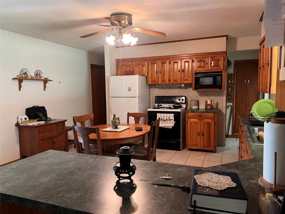 185 NW 8th Street Krebs, OK 74554